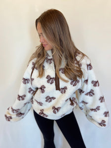 Bow Sherpa Pullover