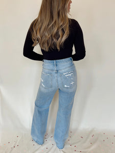 Nessa Distressed Jeans