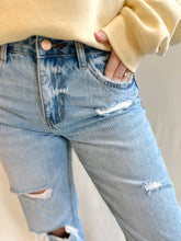 Load image into Gallery viewer, Katelynn Distressed Straight Jeans